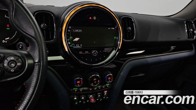 Mini Countryman 2021 — photo 15