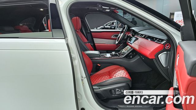 Land Rover Range Rover Velar 2019 — photo 10
