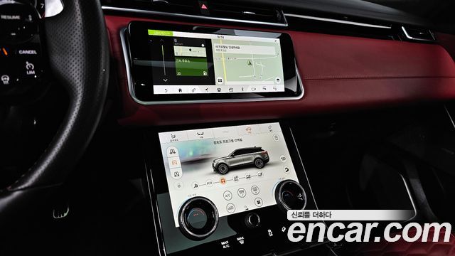 Land Rover Range Rover Velar 2019 — photo 16