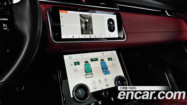 Land Rover Range Rover Velar 2019 — photo 18