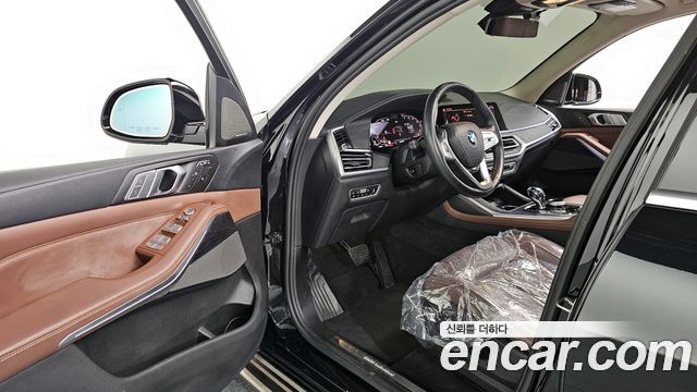 BMW X7 2021 — photo 11