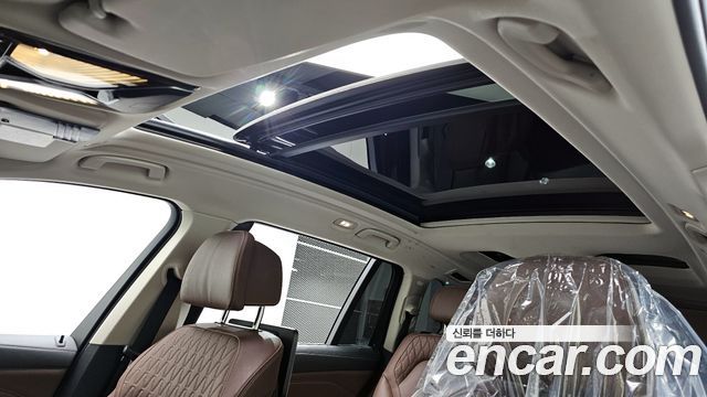 BMW X7 2021 — photo 17