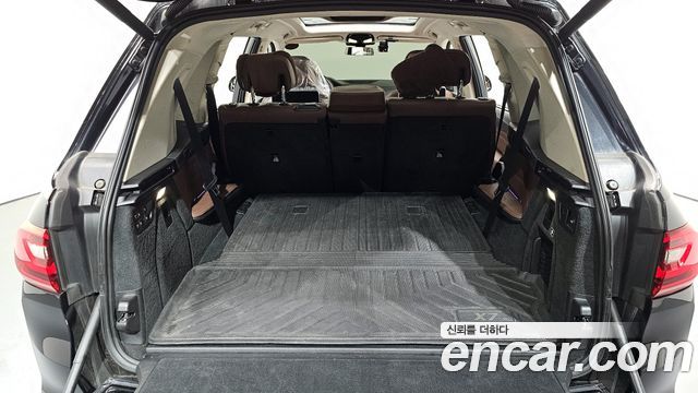 BMW X7 2021 — photo 20