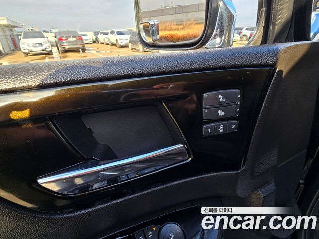 Hummer H2 2008 — photo 12