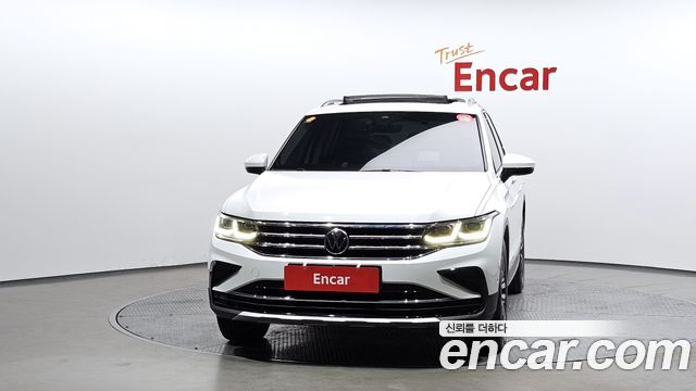 Volkswagen Tiguan 2021 — photo 3