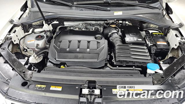 Volkswagen Tiguan 2021 — photo 6