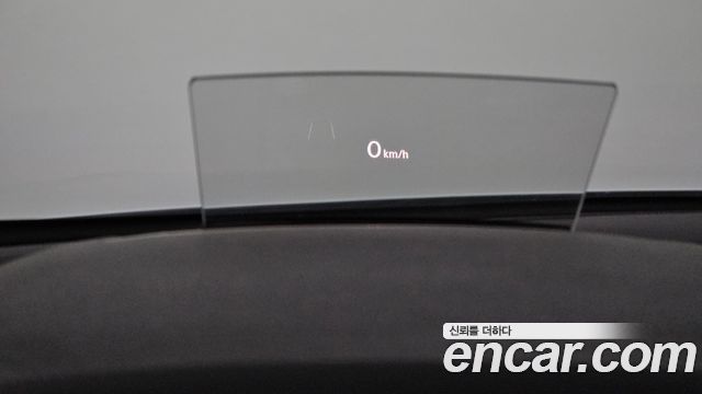 Volkswagen Tiguan 2021 — photo 17