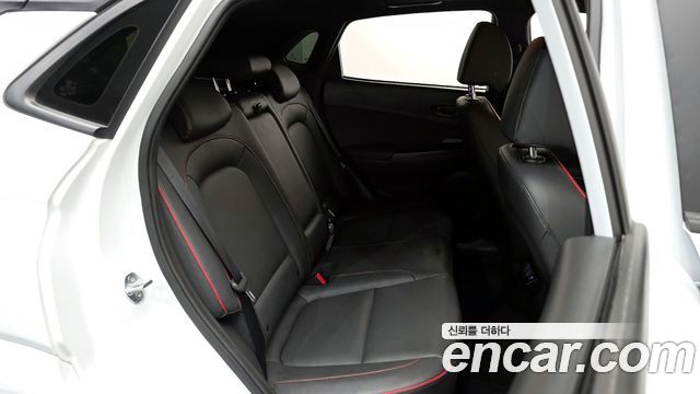 Hyundai Kona 2021 — photo 12
