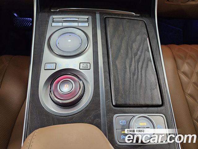 Genesis GV80 2022 — photo 17