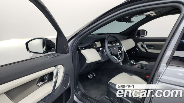 Land Rover Discovery Sport 2025 — photo 10