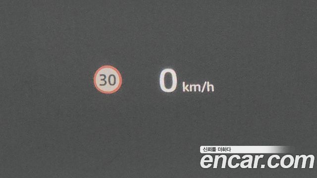 Land Rover Discovery Sport 2025 — photo 17