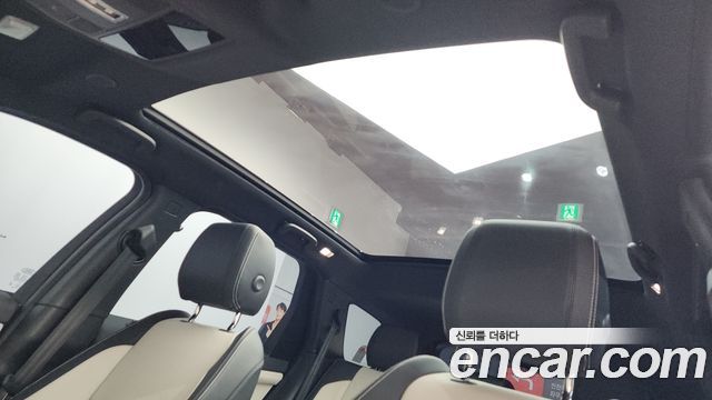 Land Rover Discovery Sport 2025 — photo 18
