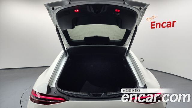 Mercedes-Benz AMG GT 2022 — photo 20
