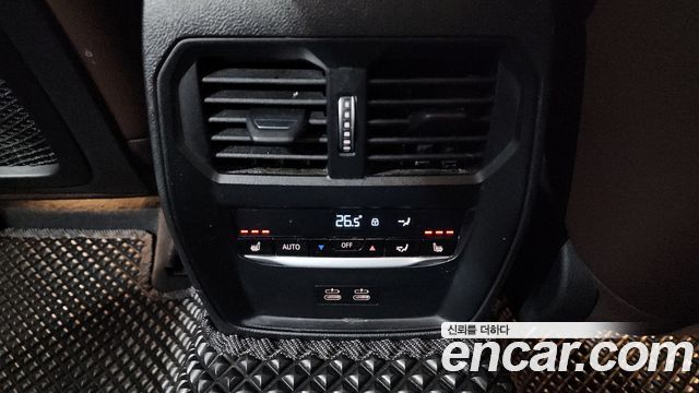BMW 3-Series 2022 — photo 19