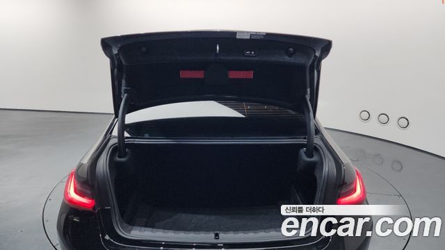 BMW 3-Series 2022 — photo 20