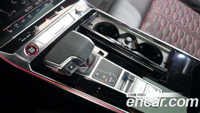 Audi RS7 2025 — photo 9