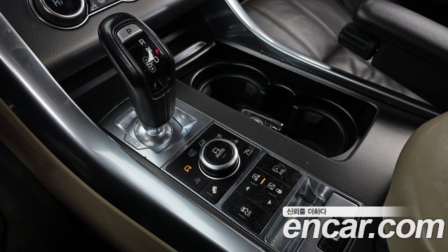 Land Rover Range Rover Sport 2015 — photo 9
