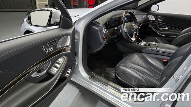 Mercedes-Benz S-Class 2020 — photo 10