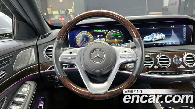 Mercedes-Benz S-Class 2020 — photo 13