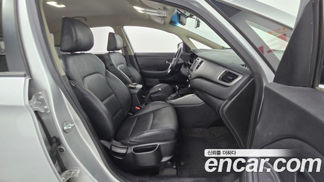 Kia Carens 2014 — photo 11