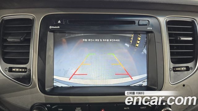 Kia Carens 2014 — photo 16