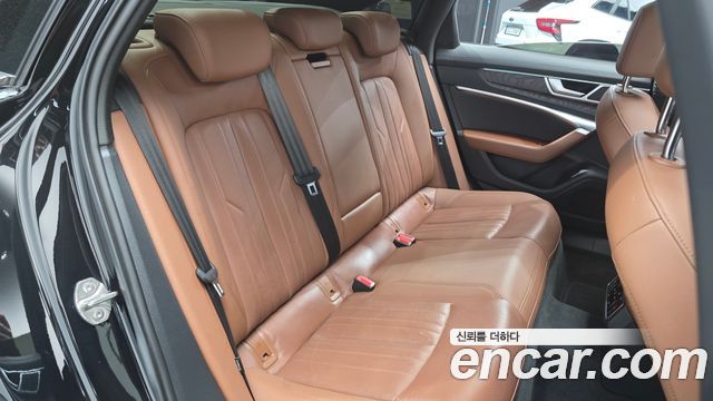 Audi A6 2023 — photo 12