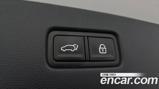 Genesis GV70 2021 — photo 18