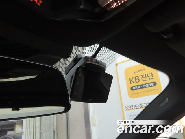 BMW 5-Series 2024 — photo 11
