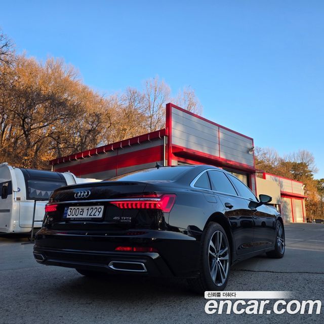 Audi A6 2022 — photo 5