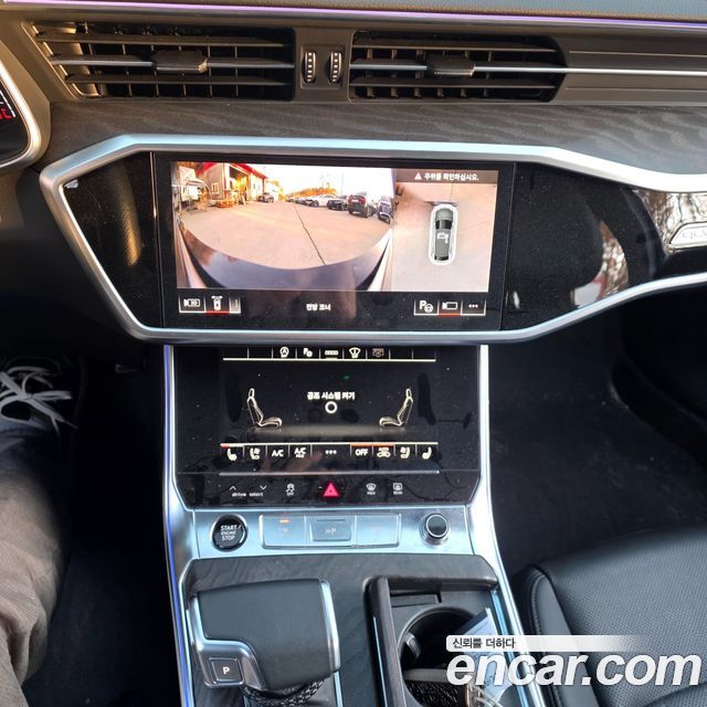 Audi A6 2022 — photo 18