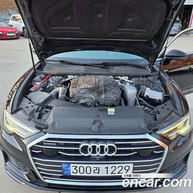 Audi A6 2022 — photo 20