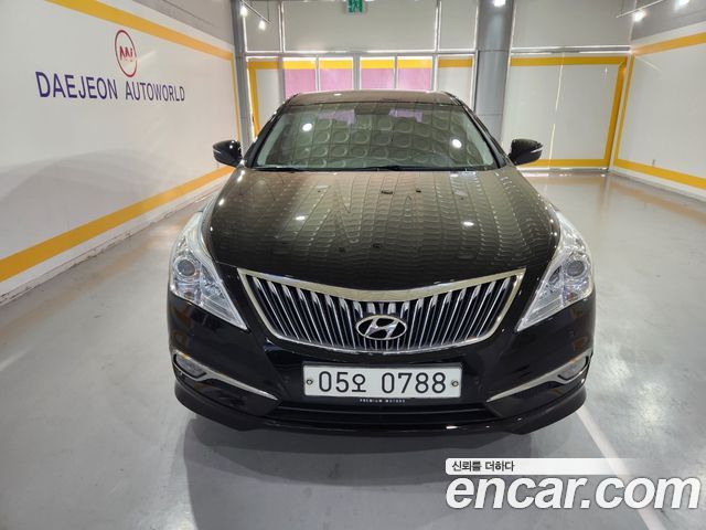 Hyundai Grandeur 2017 — photo 1