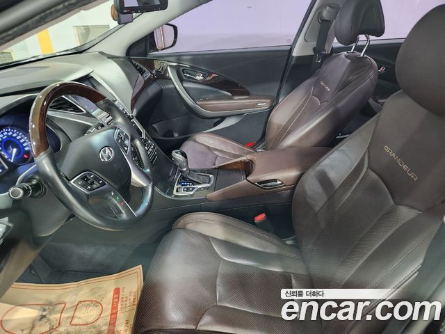 Hyundai Grandeur 2017 — photo 8