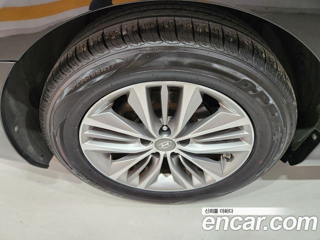 Hyundai Grandeur 2017 — photo 11