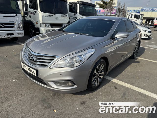 Hyundai Grandeur 2011 — photo 1