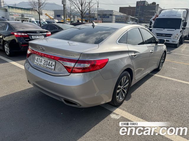 Hyundai Grandeur 2011 — photo 5