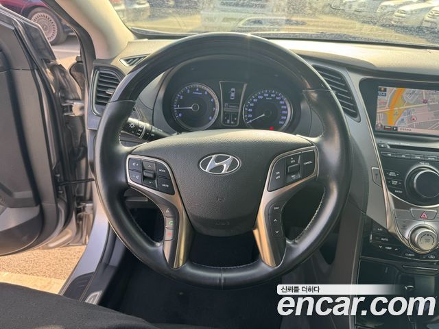 Hyundai Grandeur 2011 — photo 9