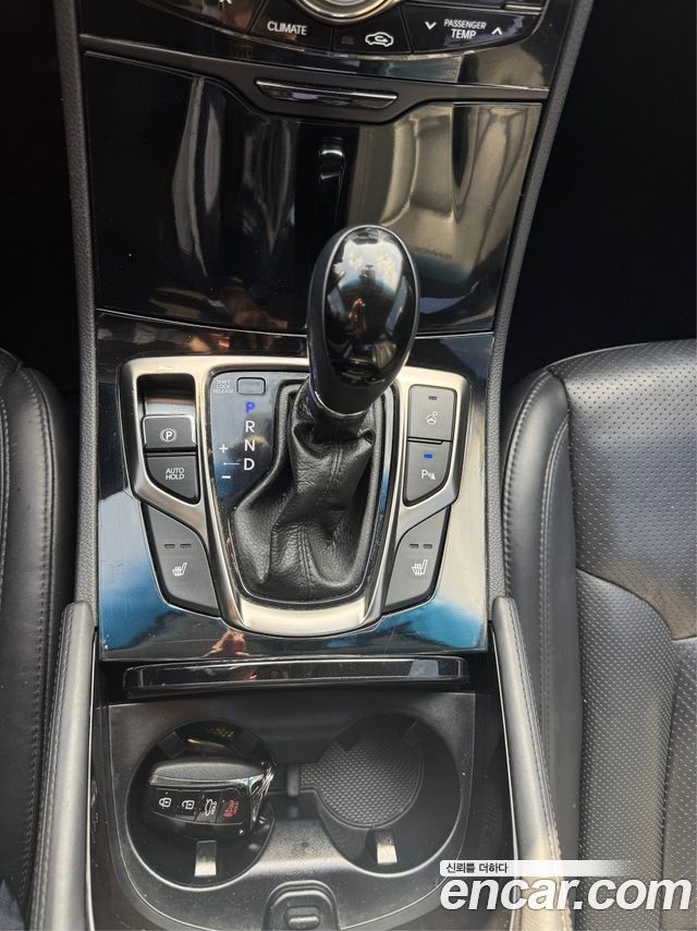 Hyundai Grandeur 2011 — photo 11