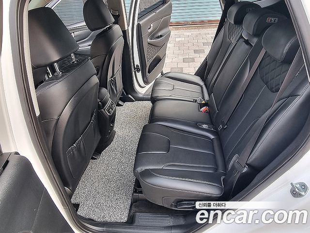 Hyundai Santafe 2023 — photo 15