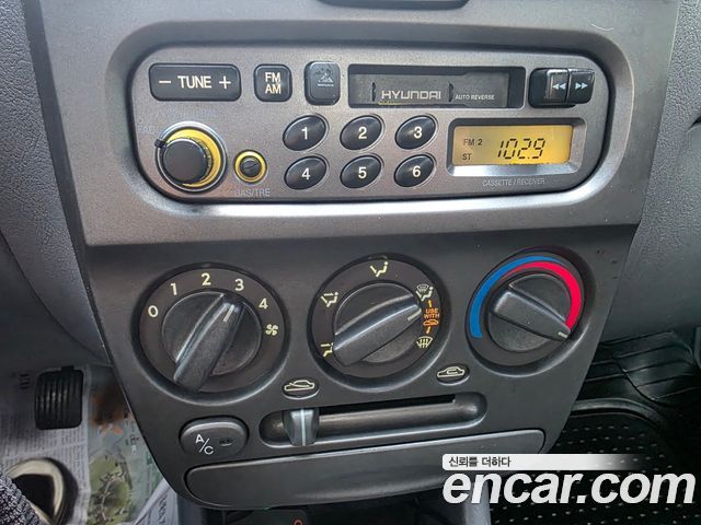 Hyundai Verna 2001 — photo 14
