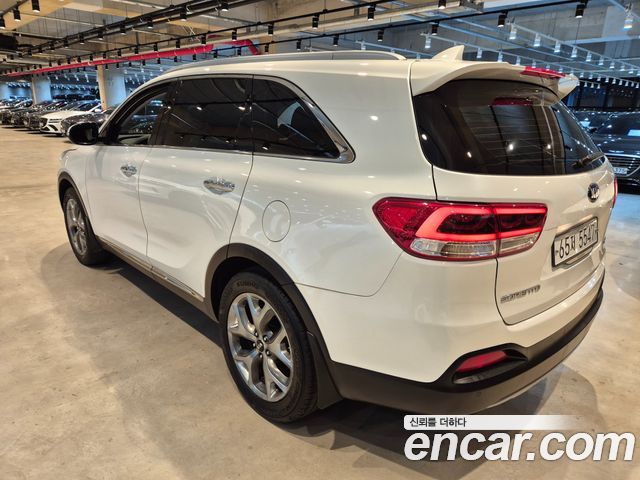 Kia Sorento 2015 — photo 2