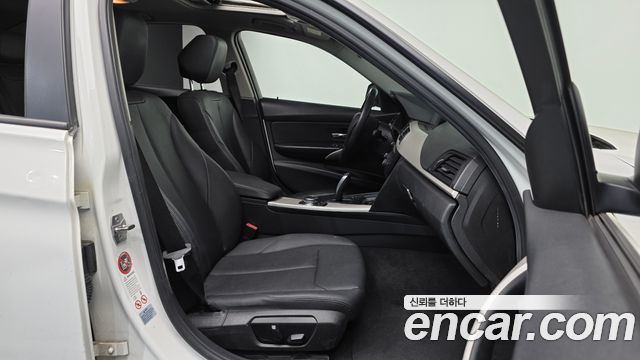 BMW 3-Series 2015 — photo 10