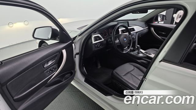 BMW 3-Series 2015 — photo 11