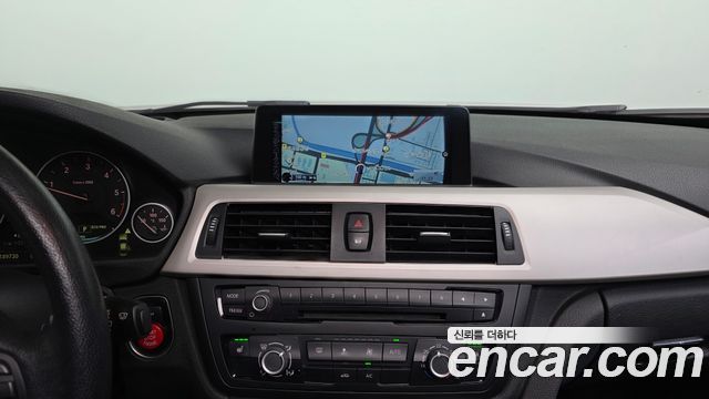 BMW 3-Series 2015 — photo 14