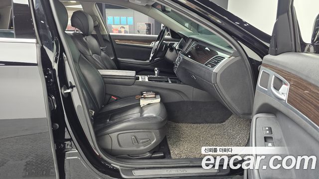 Genesis G80 2017 — photo 11