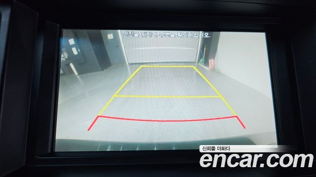 Genesis G80 2017 — photo 16