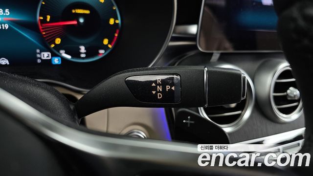 Mercedes-Benz C-Class 2021 — photo 9