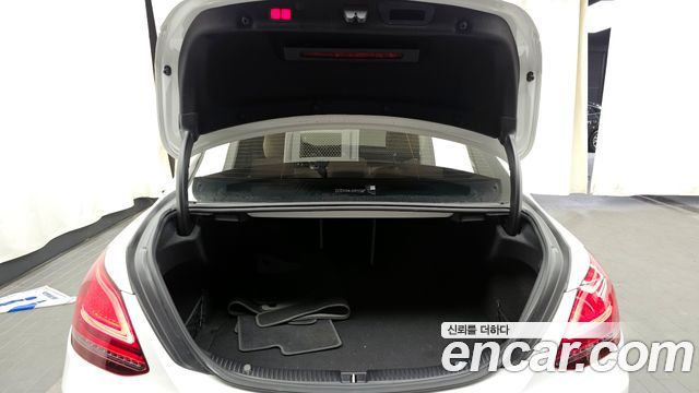 Mercedes-Benz C-Class 2021 — photo 20
