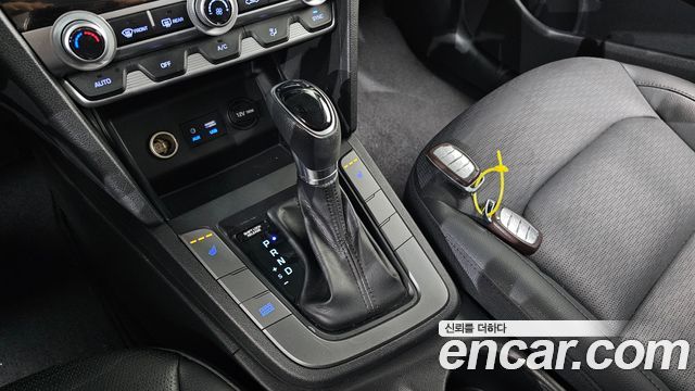 Hyundai AVANTE 2020 — photo 9