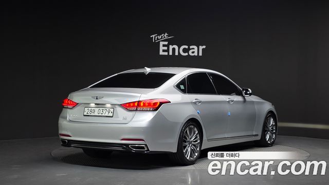 Genesis G80 2017 — photo 2